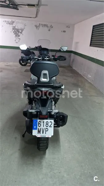 Honda ADV 350 – Vista 2