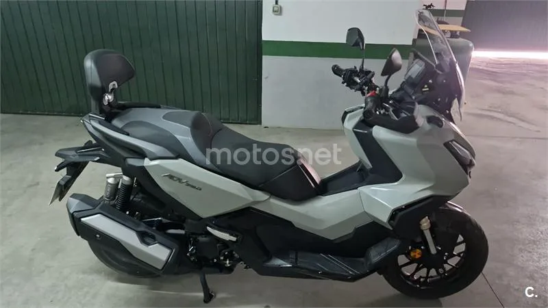 Honda ADV 350 – Vista 3