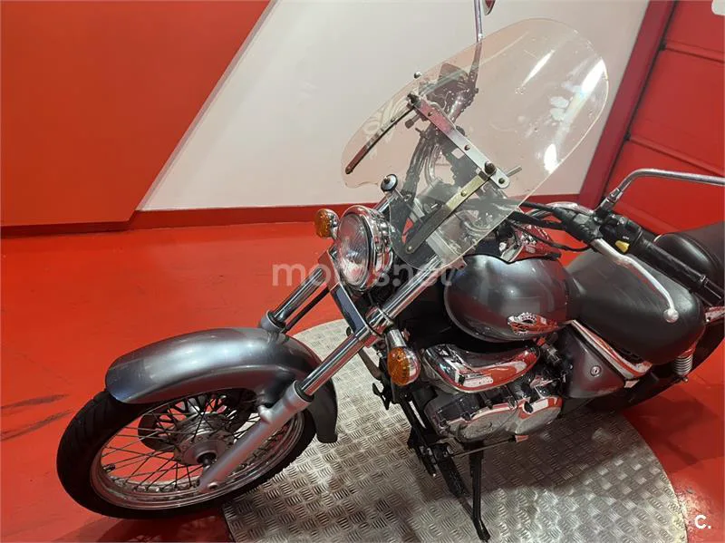 Suzuki Intruder 250 – Vista 5