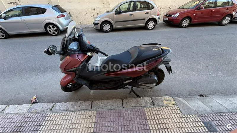 Honda Forza 125 – Vista 4