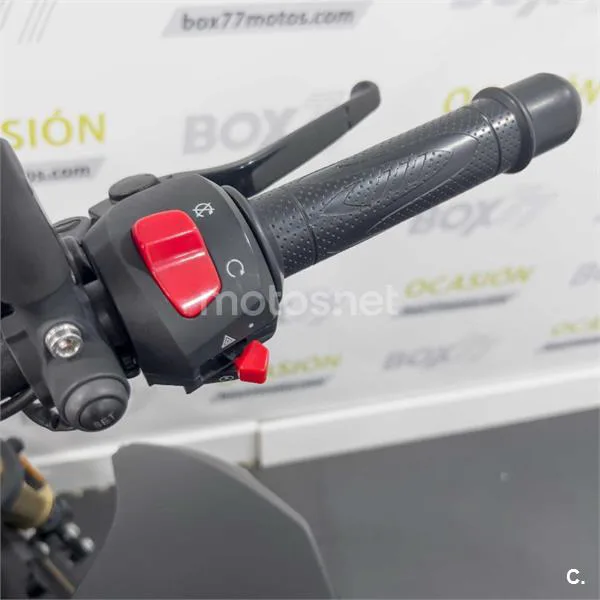 Keeway RKF 125 – Vista 11