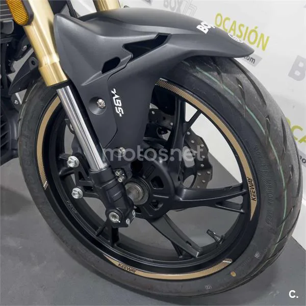 Keeway RKF 125 – Vista 16