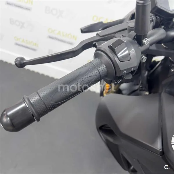 Keeway RKF 125 – Vista 10