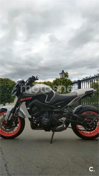 Yamaha MT-09 – Vista 4