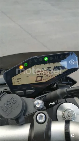 Yamaha MT-09 – Vista 8