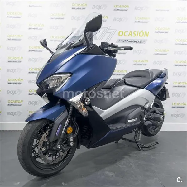 Yamaha TMAX – Vista 3
