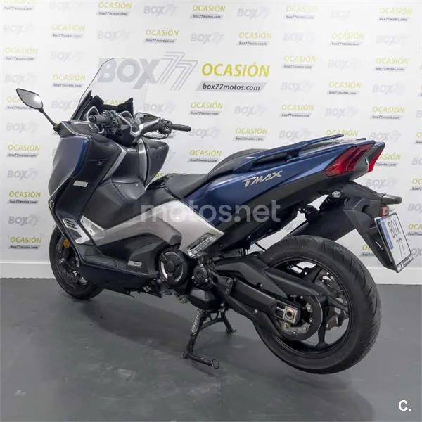Yamaha TMAX – Vista 6