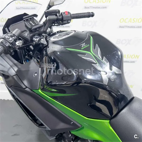 Kawasaki Ninja 650 – Vista 12
