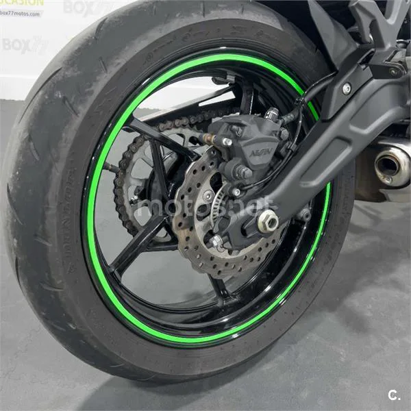 Kawasaki Ninja 650 – Vista 13