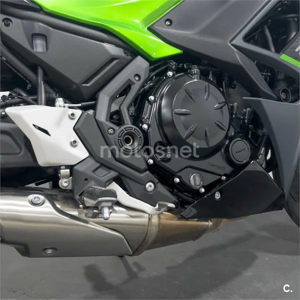 Kawasaki Ninja 650 – Vista 14