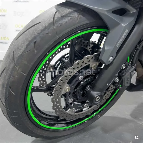 Kawasaki Ninja 650 – Vista 17
