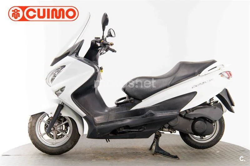 Suzuki Burgman 125 – Vista 8