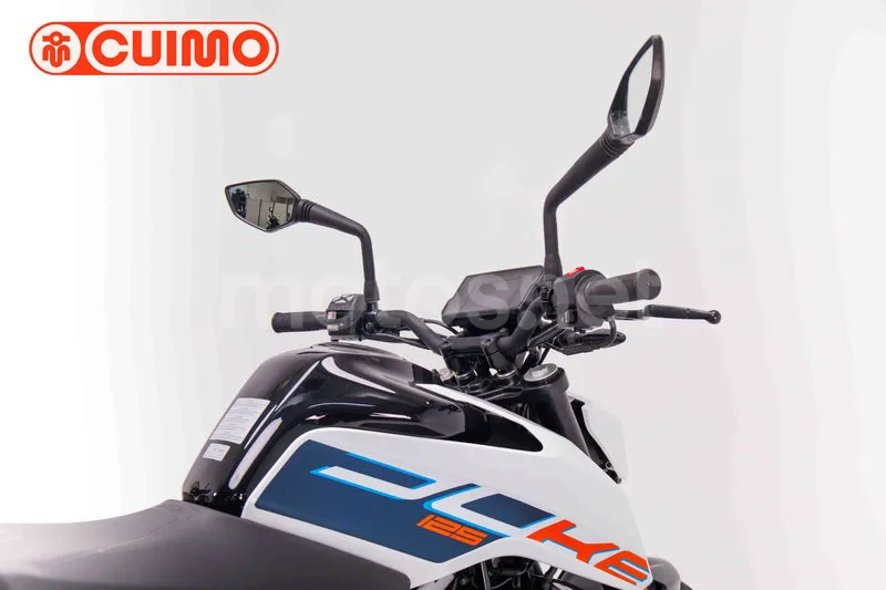 KTM 125 – Vista 15
