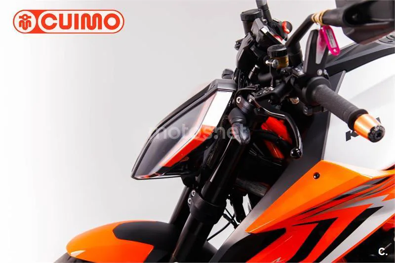 KTM 1290 Super Duke R – Vista 20