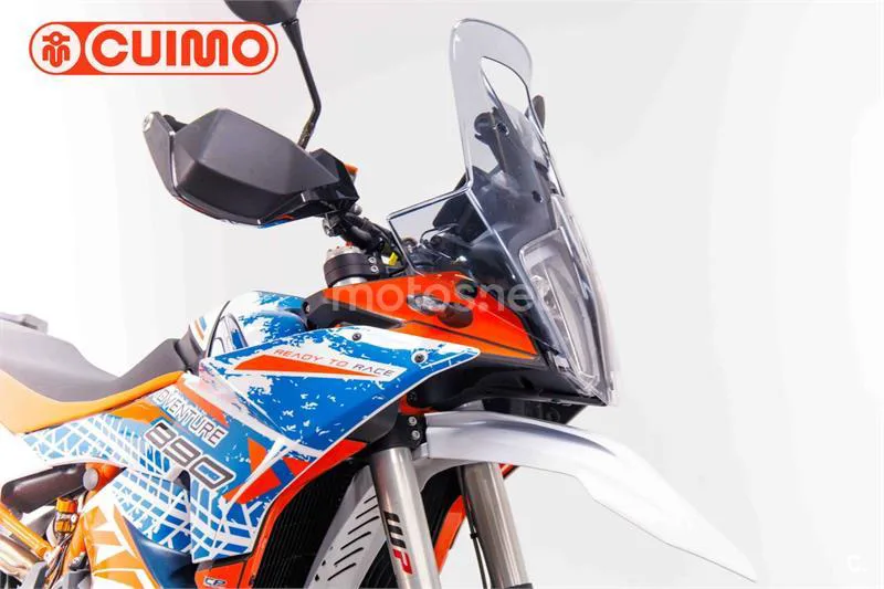 KTM 890 – Vista 20