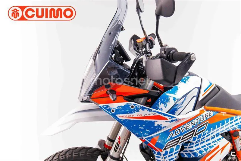 KTM 890 – Vista 21