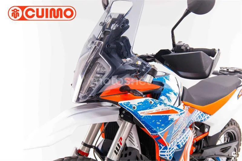 KTM 890 – Vista 22