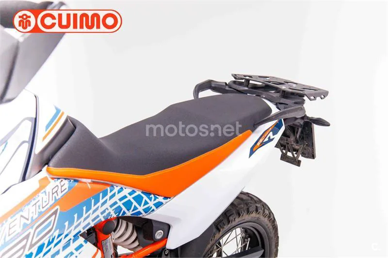 KTM 890 – Vista 24