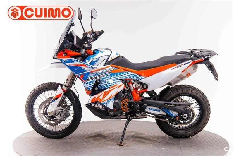 KTM 890 – Vista 6