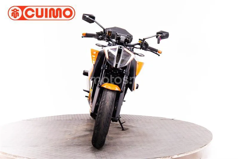 KTM 1290 Super Duke R – Vista 10