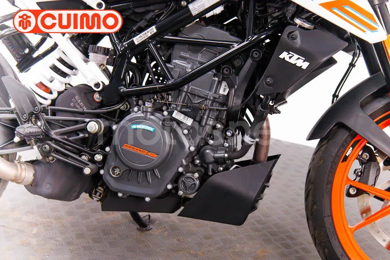 KTM 125 – Vista 13