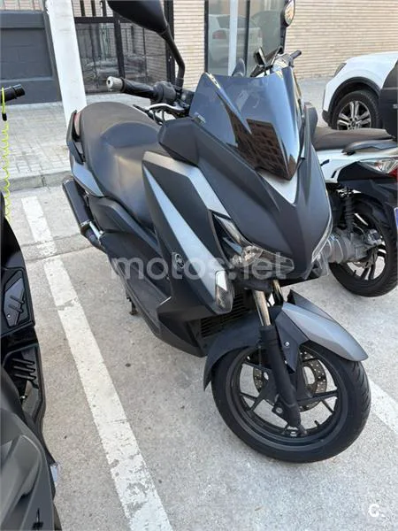 Yamaha XMAX 125 – Vista 3