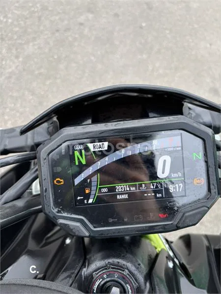 Kawasaki Z 900 – Vista 4