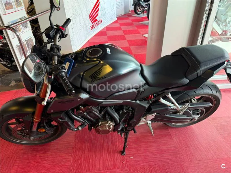 Honda CB 650 R – Vista 3