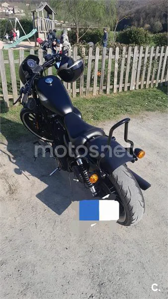 Harley-Davidson Sportster 883 - Vista 3