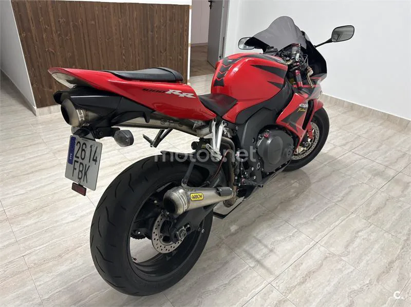 Honda CBR 1000RR Fireblade – Vista 3
