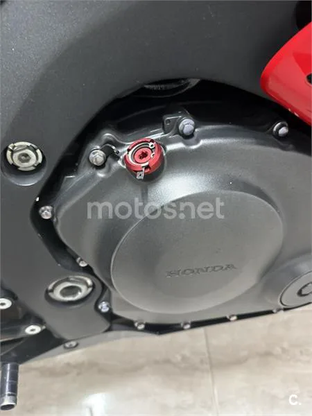 Honda CBR 1000RR Fireblade – Vista 6