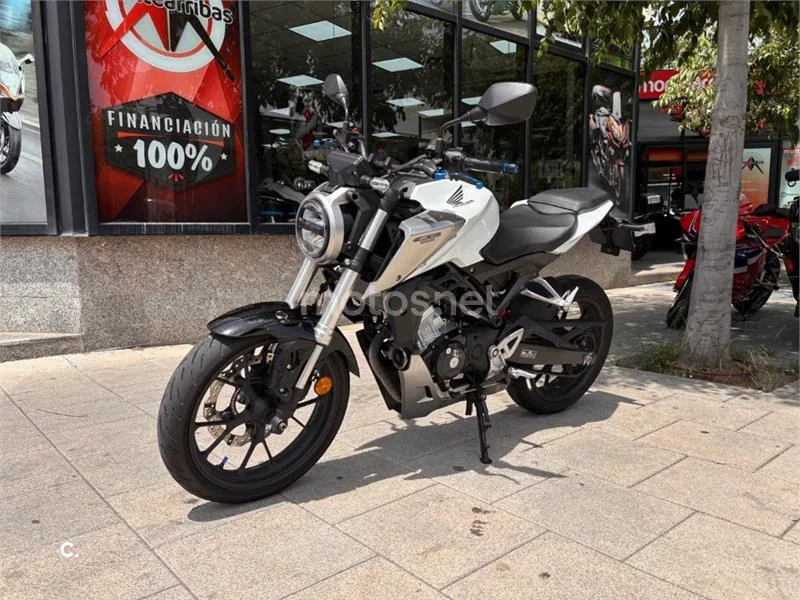 Honda CB 125 R – Vista 4