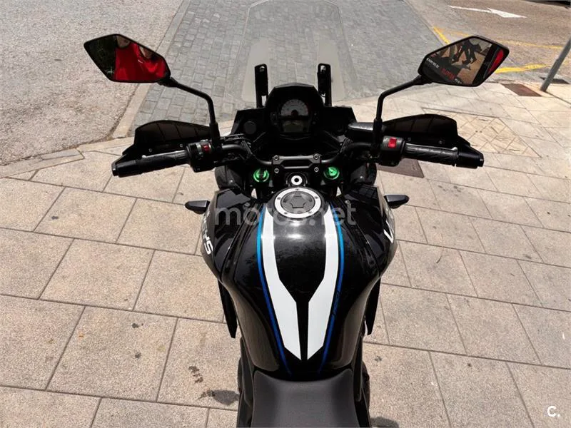 Kawasaki Versys – Vista 13