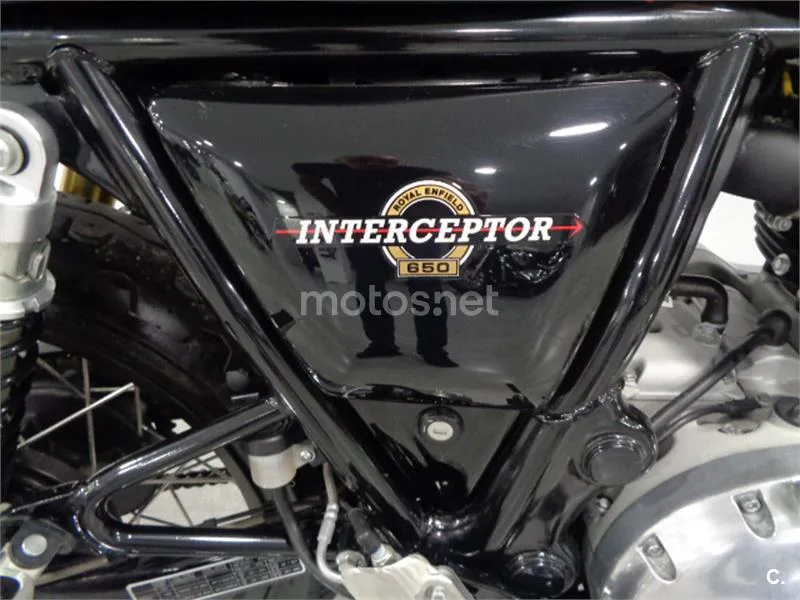 Royal Enfield Interceptor 650 – Vista 16