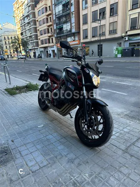 Honda CB 650F – Vista 2