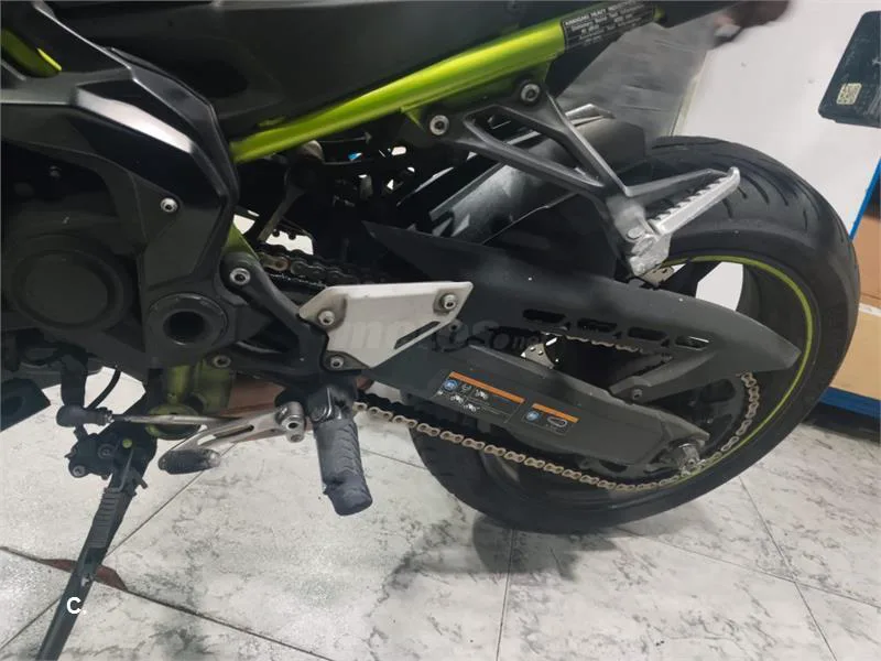 Kawasaki Z 900 – Vista 2