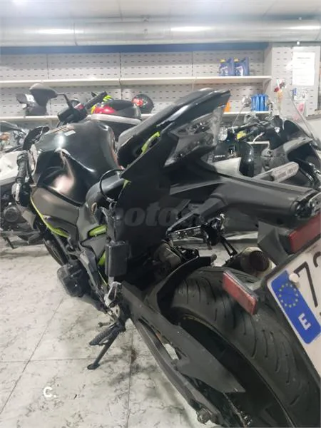 Kawasaki Z 900 – Vista 5