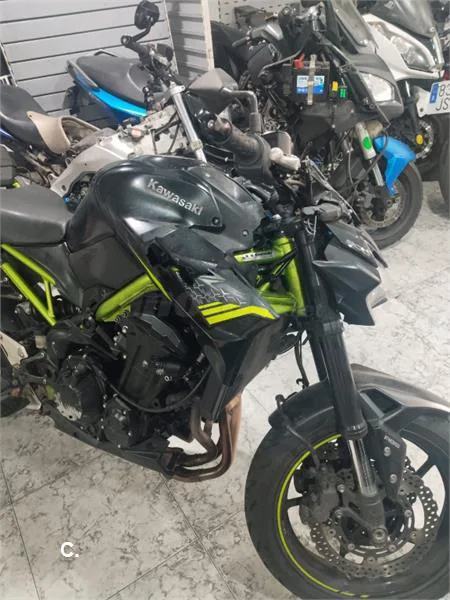Kawasaki Z 900 – Vista 10