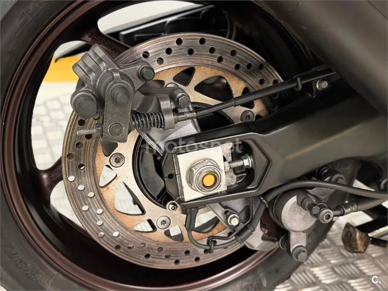 Yamaha TMAX 530 – Vista 12