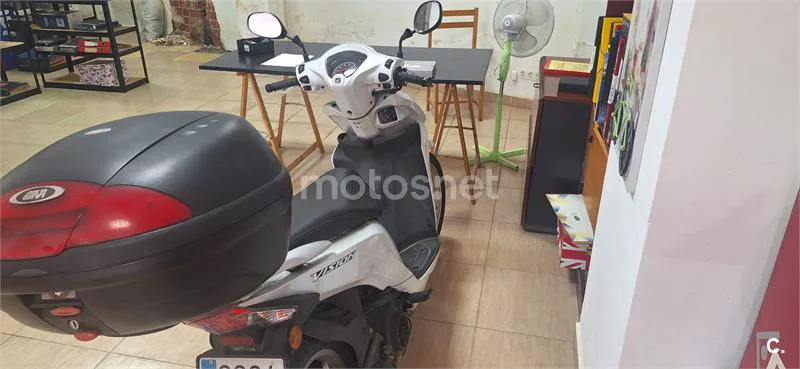 Honda SCOOPY SH125i Confort Tambor TopBox 1500 € 2009 Lleida - 2