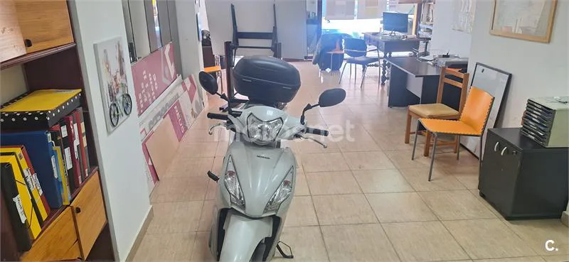 Honda SCOOPY SH125i Confort Tambor TopBox – Vista 3
