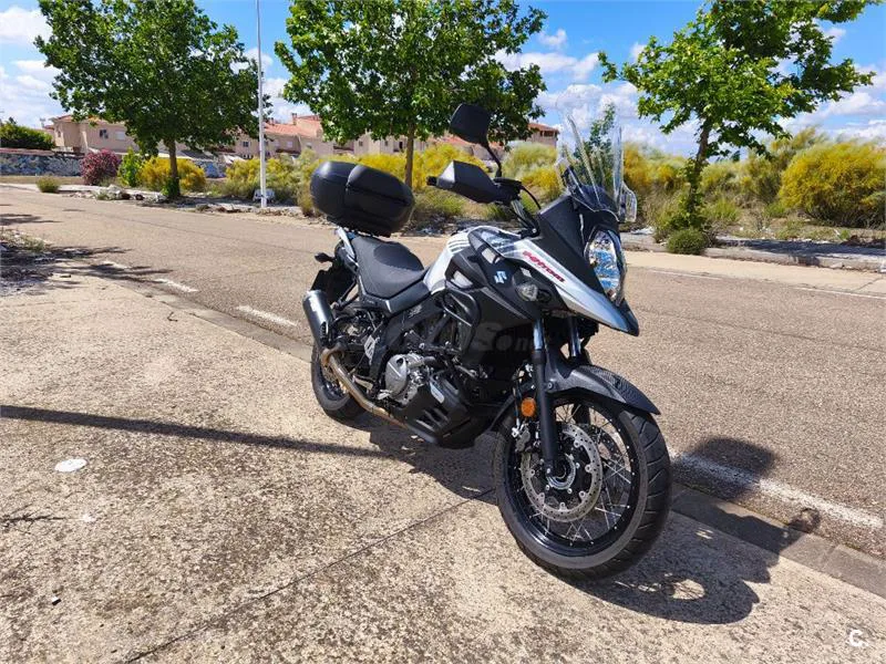 Suzuki V-Strom 650 XT – Vista 2
