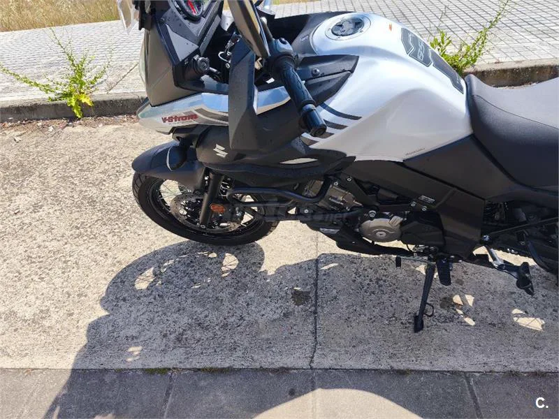 Suzuki V-Strom 650 XT – Vista 8