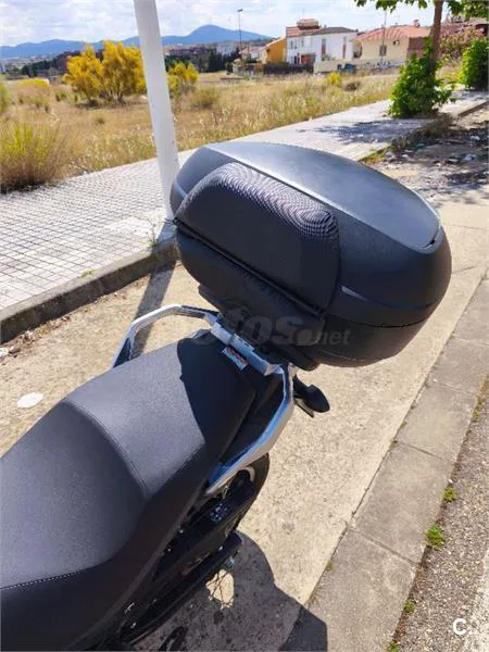 Suzuki V-Strom 650 XT – Vista 9