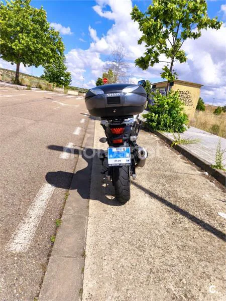Suzuki V-Strom 650 XT – Vista 10