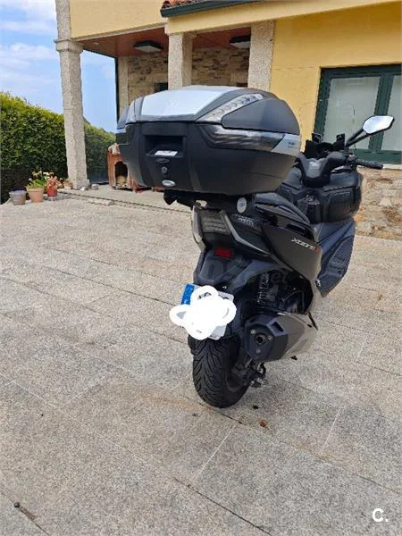 Kymco Xciting S 400 – Vista 8