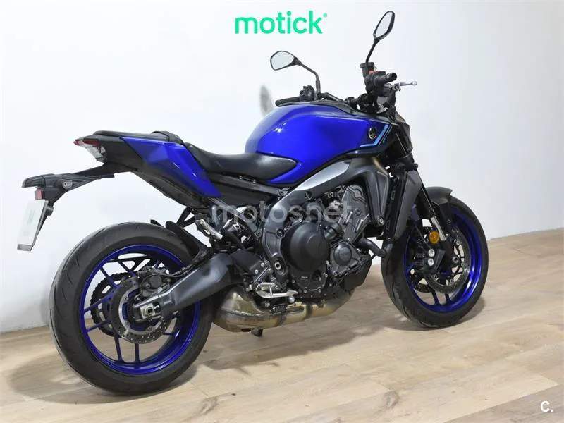 Yamaha MT-09 – Vista 10