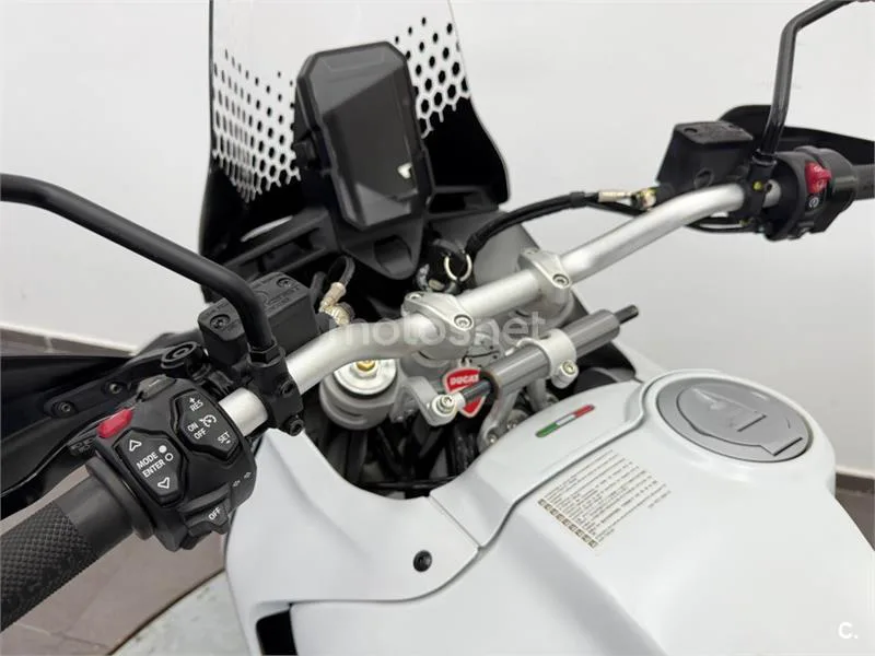 Ducati DesertX – Vista 17
