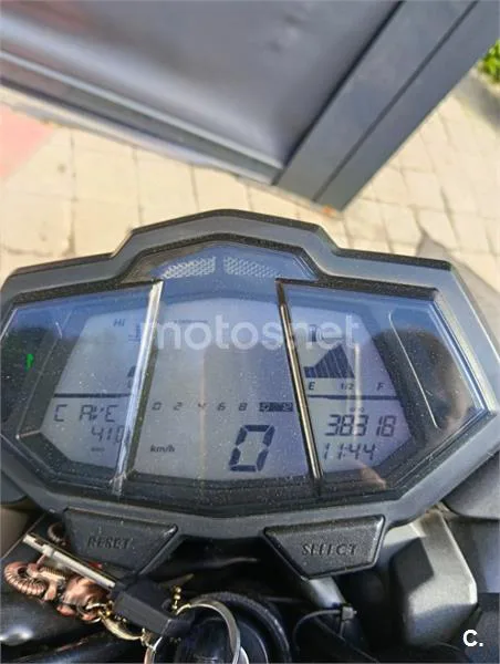 Yamaha MT-125 – Vista 6
