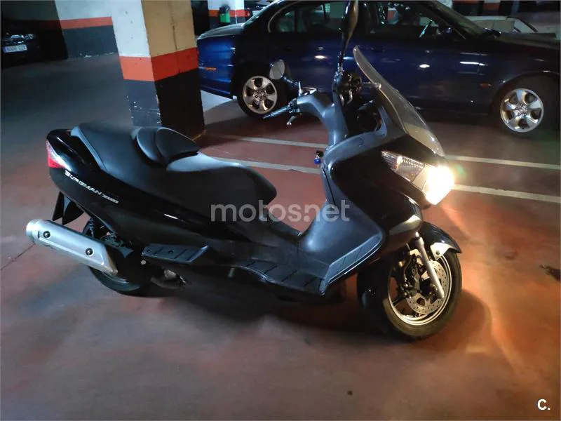 Suzuki Burgman 200 – Vista 8